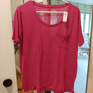 Old Navy XS fuschia boyfriend tshirt